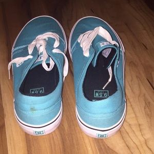 Canvas Sneakers/Skater Shoe